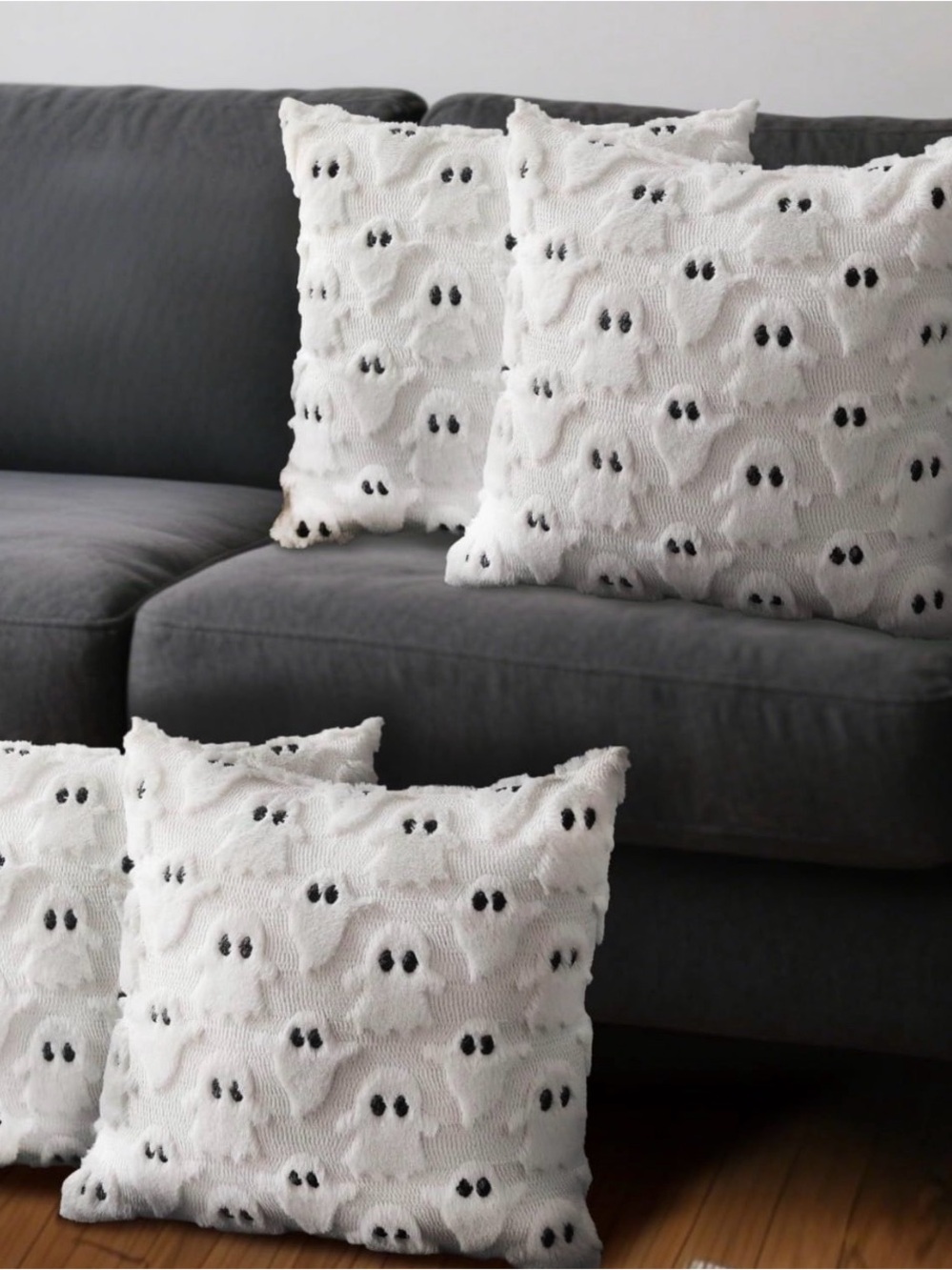 Plush Ghost Pattern Throw Pillow - White